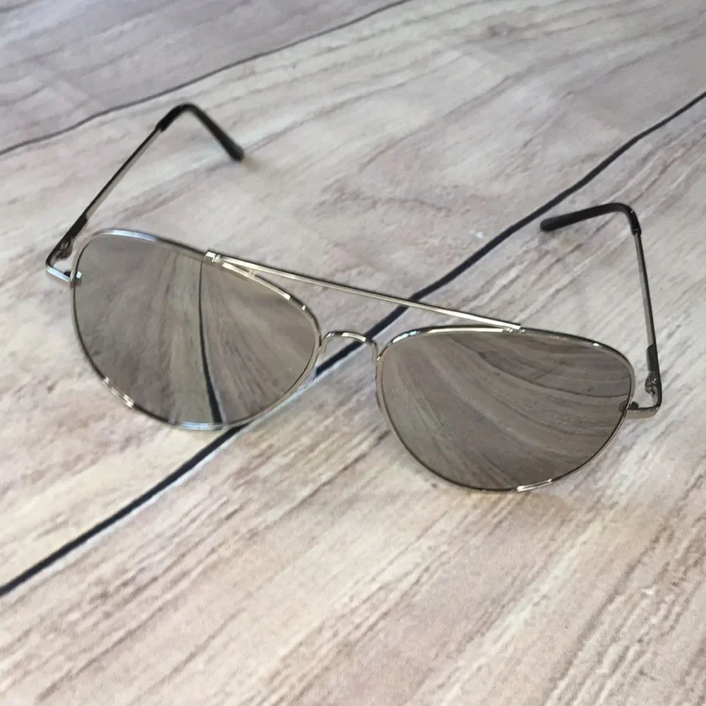 New Mirrored Silver Frame Sunglasses